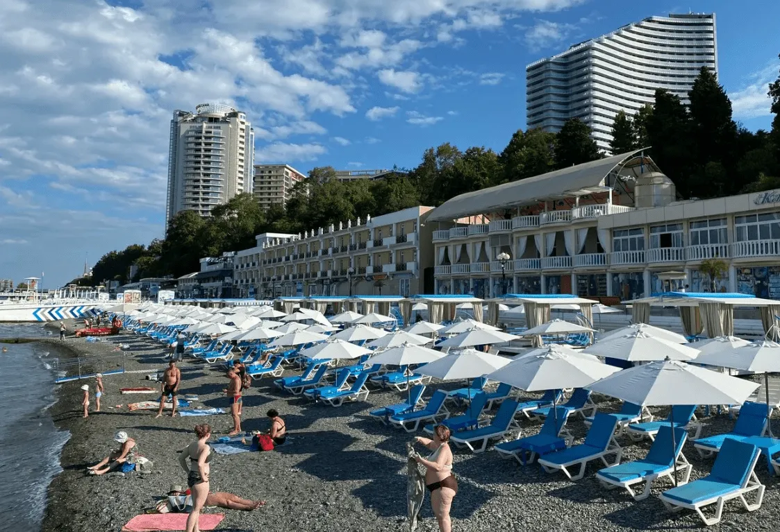 Где развлечь и увлечь юных гостей: аквапарки, океанариумы, музеи